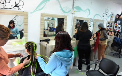 CURSO GRATUITO DE PEINADOS PARA JÓVENES DE MERLO