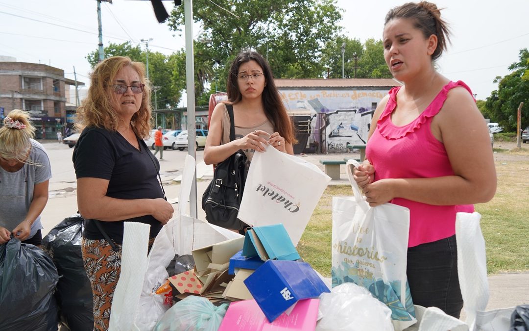 EL PROGRAMA “DÍA VERDE MERLENSE” RECORRE LOS BARRIOS