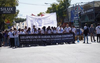 8va MARCHA DE ESTUDIANTES EN MERLO