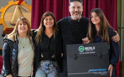 NUEVA ENTREGA DE TABLEROS PARA ESCUELAS TÉCNICAS