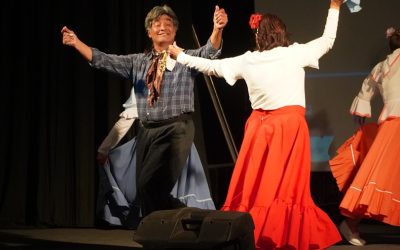 MUESTRA ARTÍSTICA DE LOS ABUELOS DE MERLO