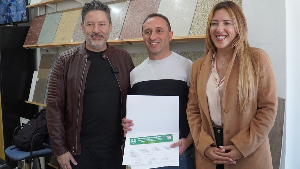 ENTREGA DE HABILITACIÓN DEFINITIVA A INDUSTRIA MERLENSE