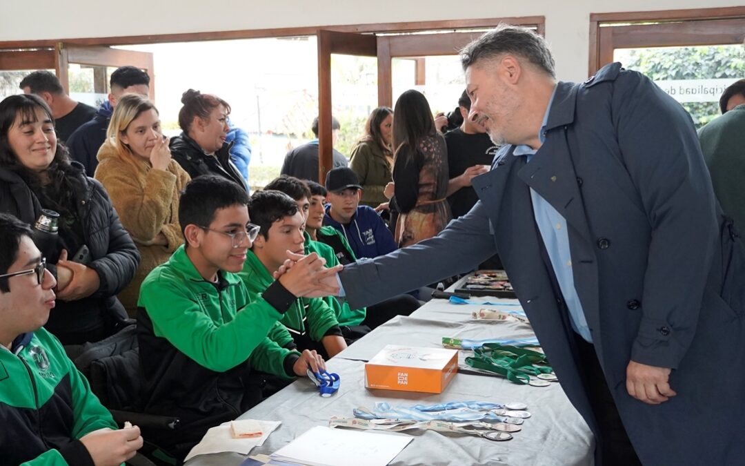 ACOMPAÑAMOS A NUESTROS DEPORTISTAS