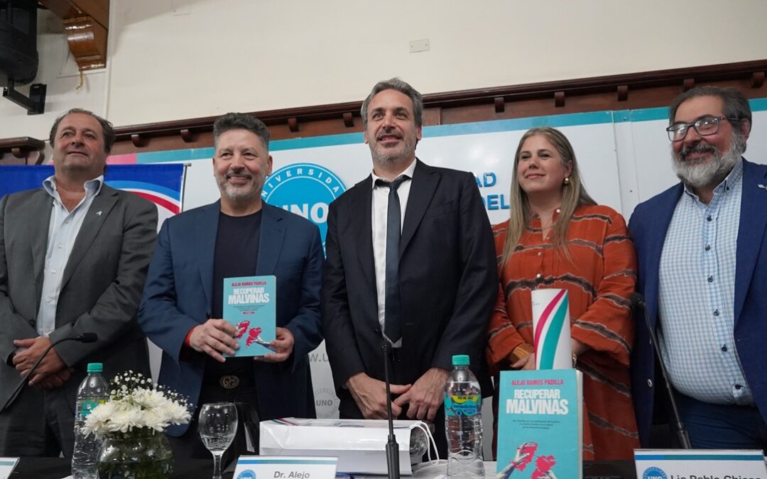 SE PRESENTÓ EL LIBRO “RECUPERAR MALVINAS” EN LA UNO