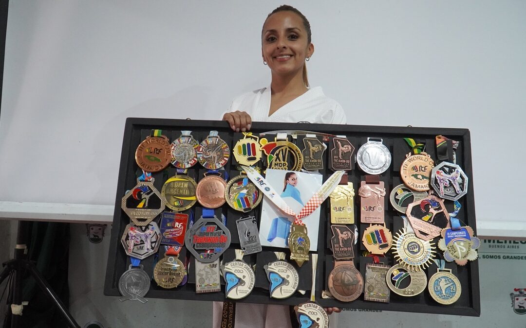 RECONOCIMIENTO A DEPORTISTAS DESTACADOS DE MERLO