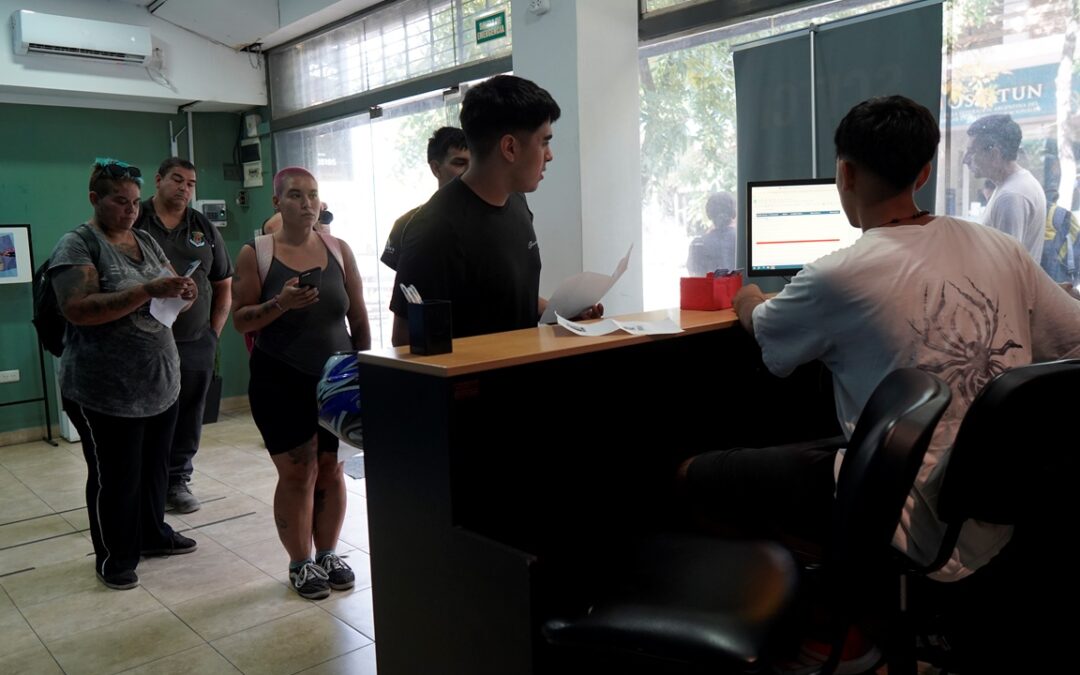 MERLENSES SE INSCRIBEN EN CURSOS TECNOLÓGICOS