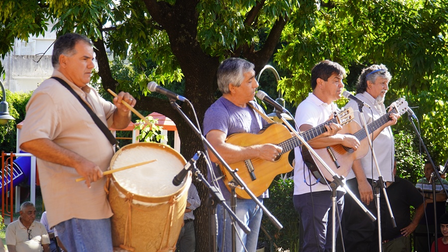 Patio Folklorico Alba Quiroga (6)