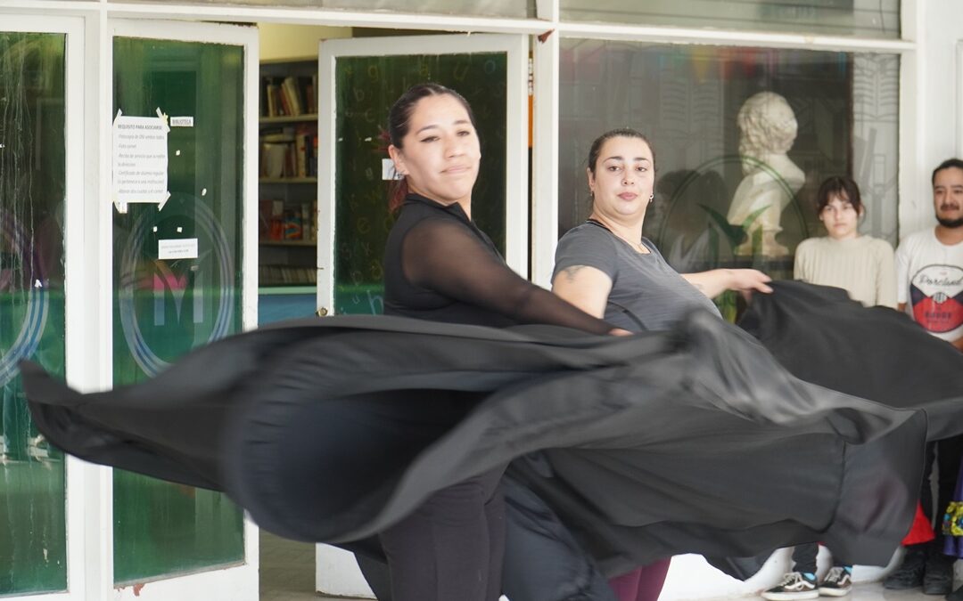 VECINOS PARTICIPAN DE AUDICIÓN PARA EL BALLET DE MERLO