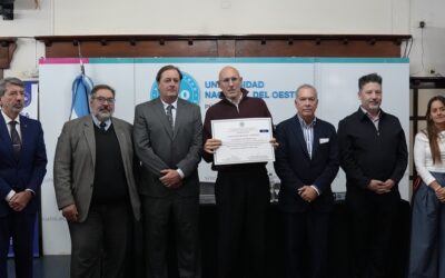 ENTREGA DE DIPLOMAS EN LA UNIVERSIDAD NACIONAL DEL OESTE