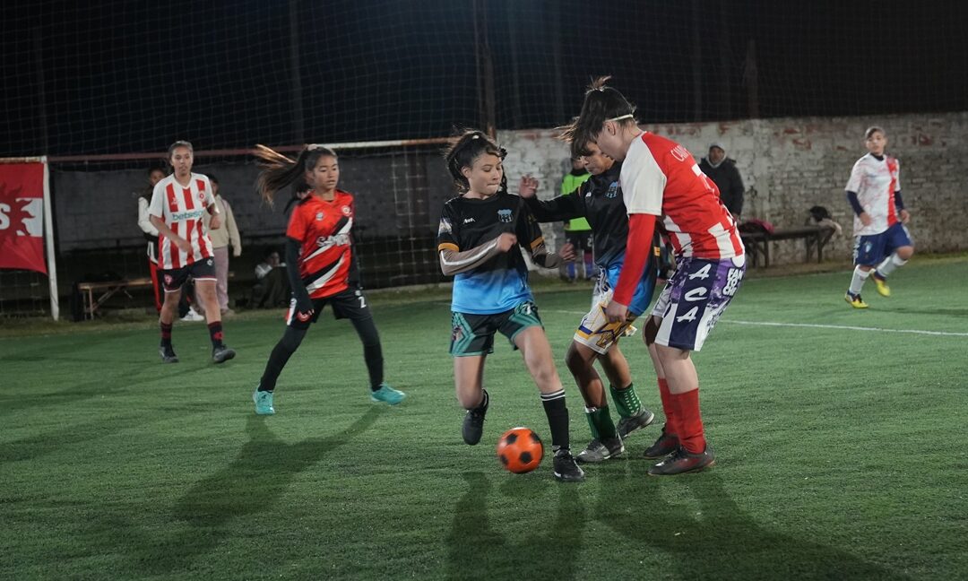 COMENZÓ LA LIGA MUNICIPAL DE FÚTBOL FEMENINO 2026
