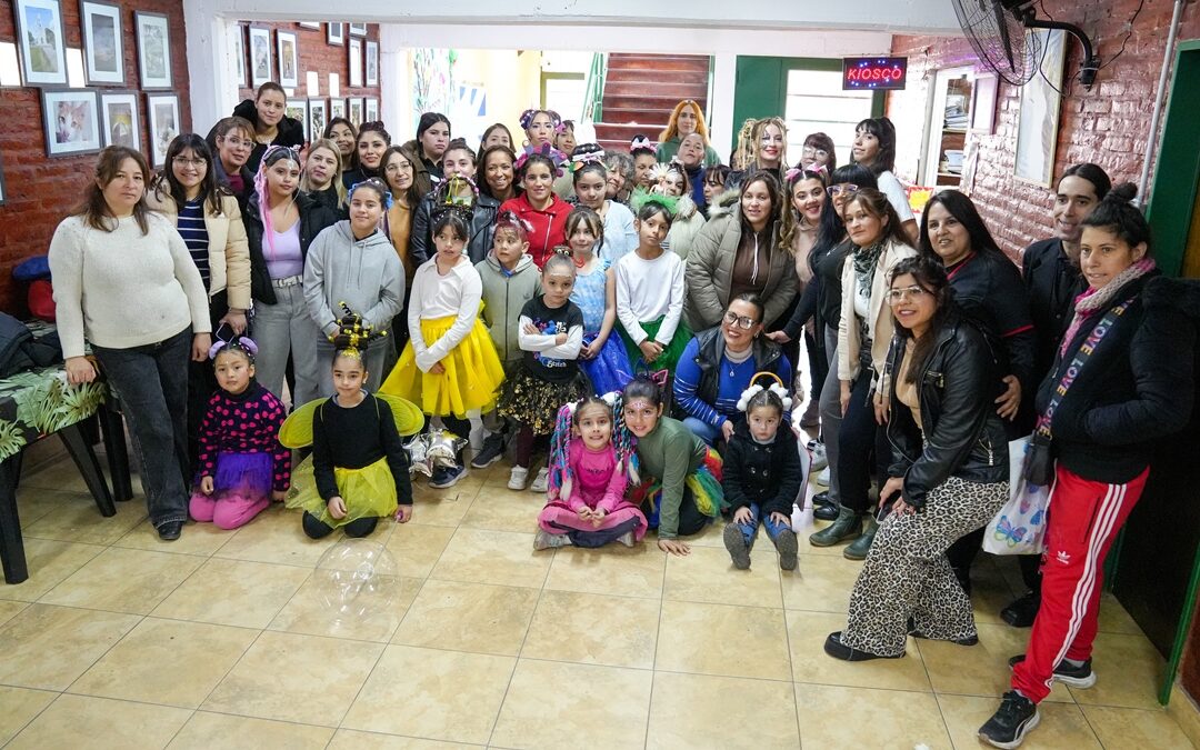 MUESTRA DE LOS CURSOS GRATUITOS DE ARTES Y OFICIOS