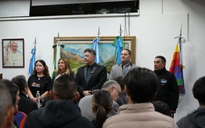 SE PRESENTÓ LIBRO SOBRE MALVINAS EN EL HCD DE MERLO