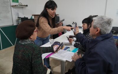 TALLER TECNOLÓGICO PARA LOS ABUELOS DE MERLO