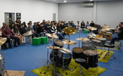 MASTER CLASS DE BATERÍA EN EL POLO AUDIOVISUAL DE MERLO