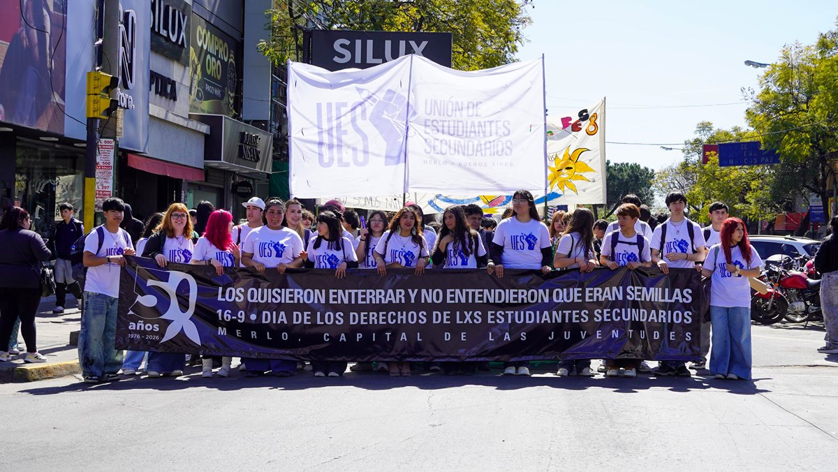 Estudiantes de Merlo durante la marcha por la educación pública