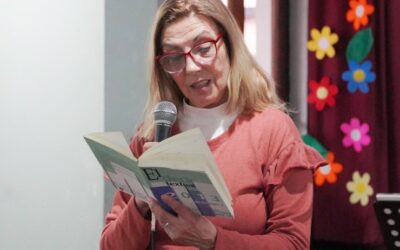 CAFÉ LITERARIO EN LA CASA DE LA CULTURA